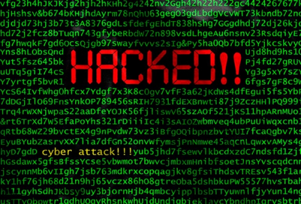 El hackeo denunciado retrasa operaciones en instituciones bancarias.