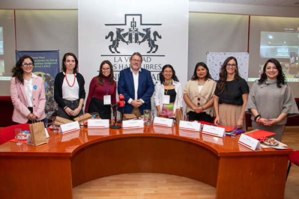 Para Zonas Rurales e Indígenas de América Latina