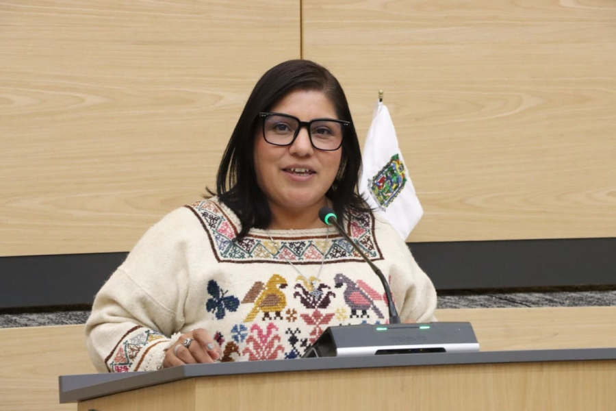 Elisa Limon impulsa reforma contra maltrato animal