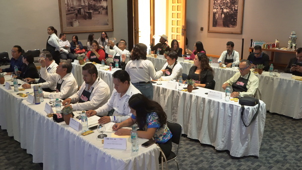 Arranca concurso mezcalero "Premio al Origen 2026"