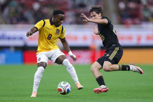 México sin convencer a la afición en empate con Ecuador