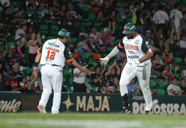 Pericos sucumbe ante Leones