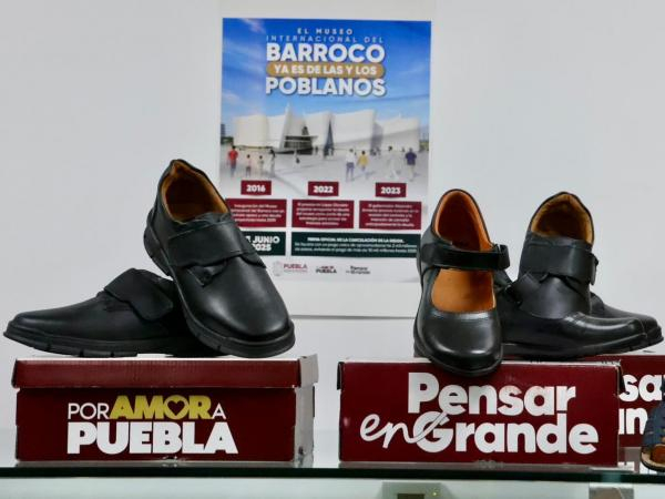 Puebla destaca en industria zapatera: Armenta
