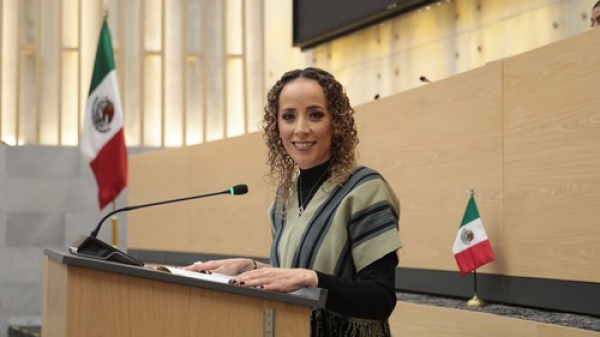 Se presentó la iniciativa para otorgar licencia académica a madres