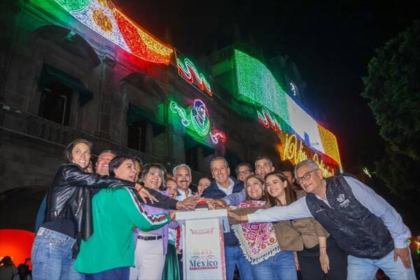 Encabeza Pepe Chedraui encendido por Fiestas Patrias
