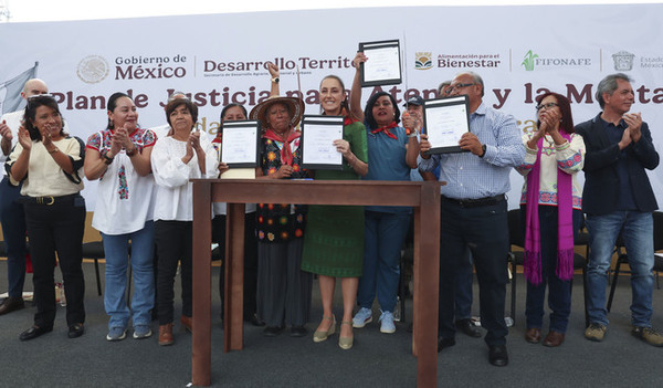 Gobierno devuelve 54.5 hectáreas en Atenco