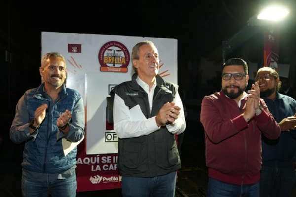 "Puebla Brilla" integra alumbrado p&uacute;blico con 894 Senderos de Paz