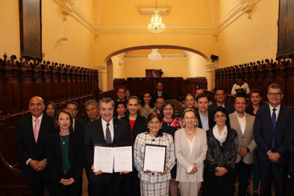 Puebla y Francia firman convenio de innovación científica
