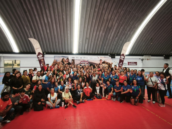 Equipos poblanos rumbo al Festival de Voleibol