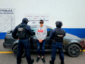 En Coronango, cae sujeto que robó camioneta de carga