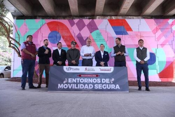 Ayuntamiento entrega obra vial en Bugambilias