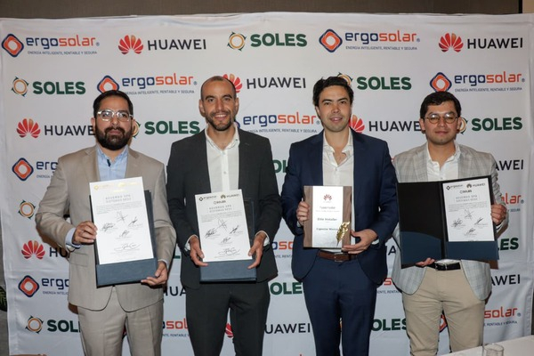 ErgoSolar y Huawei firman convenio, reducir costos de energía para PyMES