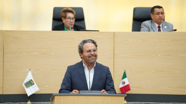 Rinde Roberto Zataráin informe con 5 leyes aprobadas