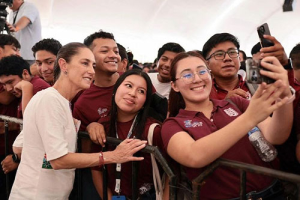 En Palenque, beca Gertrudis Bocanegra se otorgará: Sheinbaum