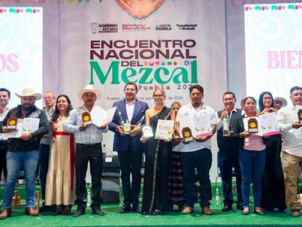 Inicia Encuentro Nacional del Mezcal en Puebla