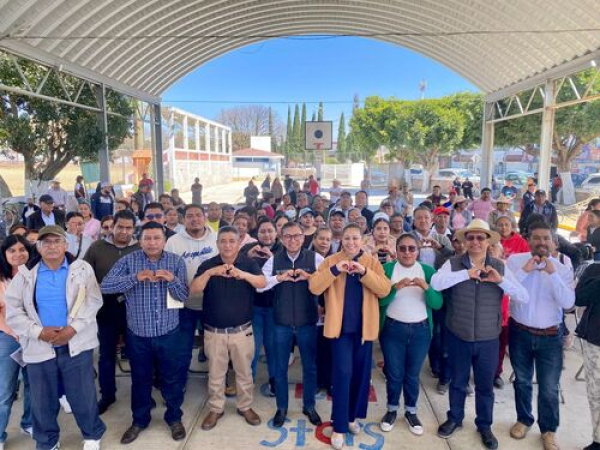 Diputado Jos&eacute; Luis Figueroa realiza 2do recorrido en Distrito 20