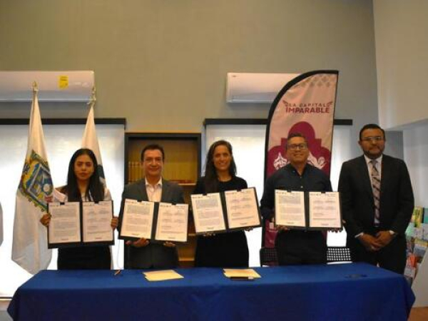Conalep Puebla e IMACP fortalecen plantilla escolar