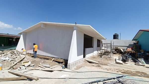 Avanzan obras educativas en Puebla y Amozoc
