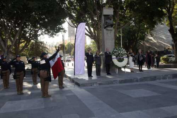 Puebla Capital conmemora natalicio de Carmen Serdán