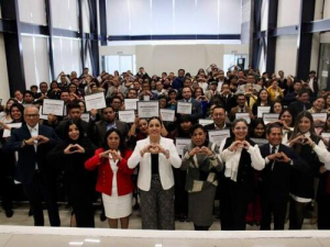 Reconocen a ganadores del premio &quot;Orgullo Estudiante y Orgullo Docente 2025&quot;