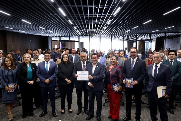 Presentan “Diccionario de Teoría General del Derecho”