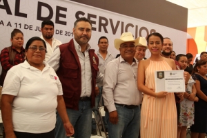 SEDIF brinda apoyos y servicios gratuitos en la región de Tehuacán y Sierra Negra