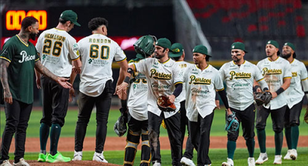 Pericos toma ventaja en la serie de zona