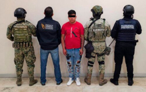 Detienen a presuntos extorsionadores del Mercado Morelos