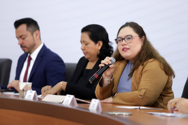 &quot;Mujeres en el Arte&quot; es una exposición en honor al 8M