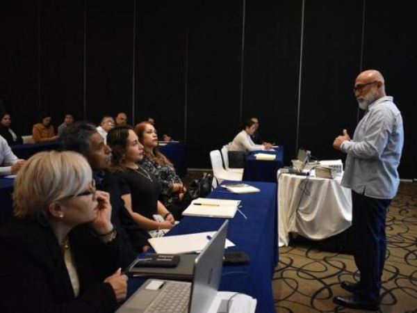 Bienestar educativo con capacitación permanente: Conalep