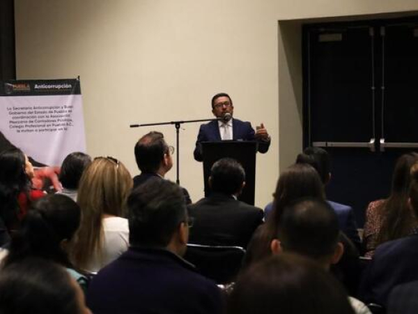 Puebla capacita a personal administrativo en Materia Gubernamental