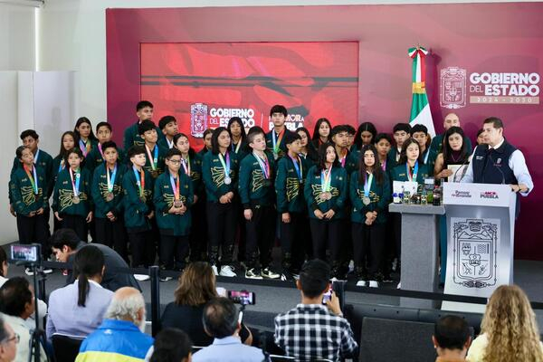 Premian a atletas de Olimpiada CONADE 2026