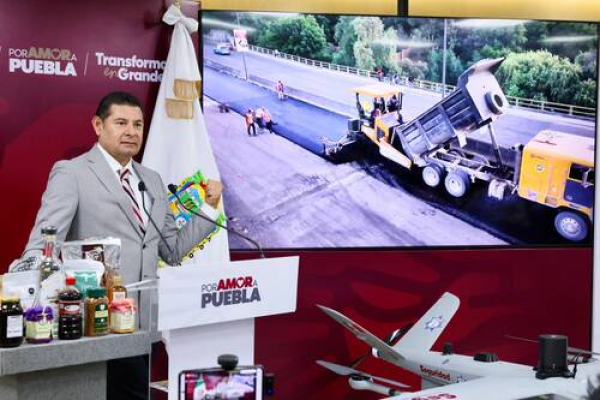 Suman 558 km de vías pavimentadas en Puebla