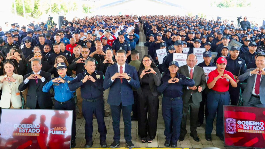 Puebla se fortalece con 330 nuevos policías: Armenta
