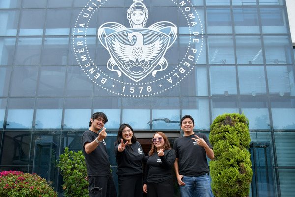 Estudiantes BUAP crean startup contra desnutrición