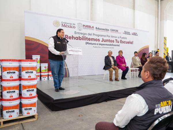 SEP apoya rehabilitaci&oacute;n de escuelas