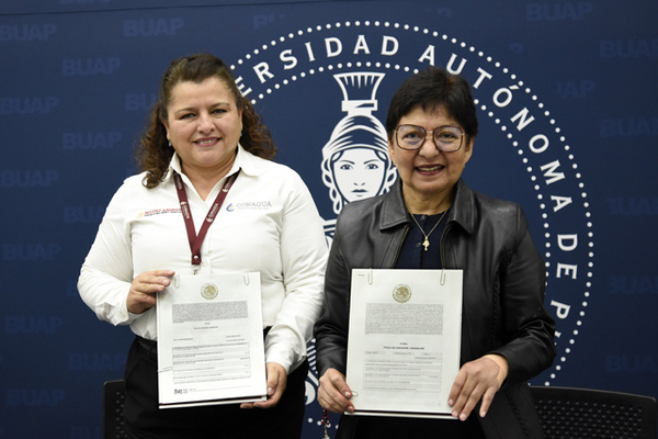 BUAP recibe títulos de concesión de Conagua