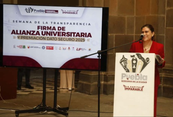 Puebla Capital promueve transparencia con universidades