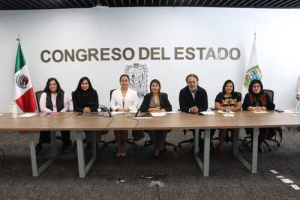 Piden estancias para personas adultas mayores