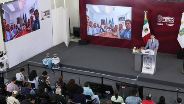 Puebla refuerza vínculo con migrantes de NY