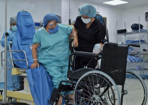 Programa “Iluminando Miradas” logra 100 cirugías