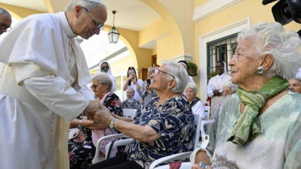 El verano, un tiempo para vivir el Evangelio de la paz y de la misericordia