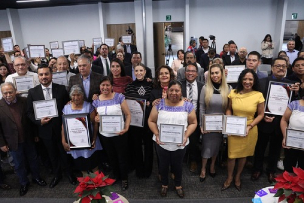 Congreso entrega Galardones y Reconocimientos al M&eacute;rito Tur&iacute;stico