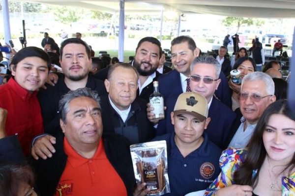 Puebla es potencia internacional del mezcal