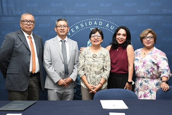 Destaca Lilia Cedillo actividad científica en la FCQ