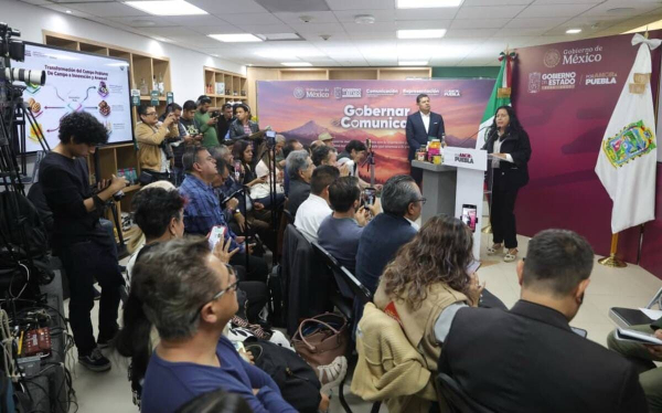 Puebla fortalece al campo con mecanización y comercio