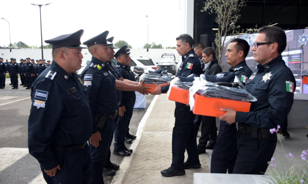 &quot;El uniforme, el símbolo de la corporación&quot;: SSC