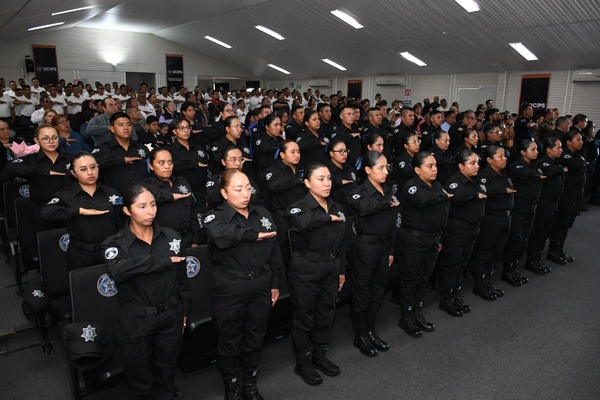 Gradúa UCIPS más elementos de Policía Penitenciaria
