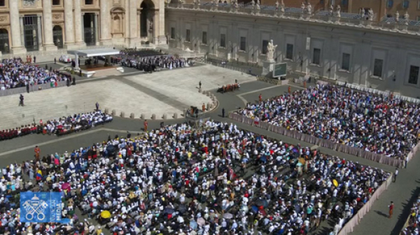 A los jóvenes: No esperen, respondan con entusiasmo a la llamada del Señor