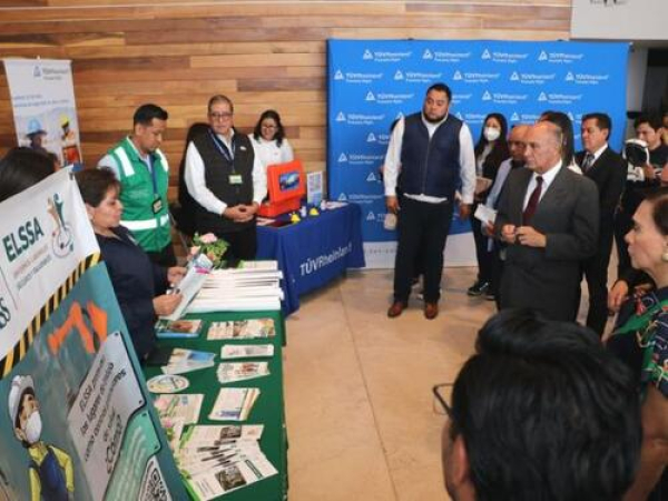 Puebla impulsa seguridad y salud laboral